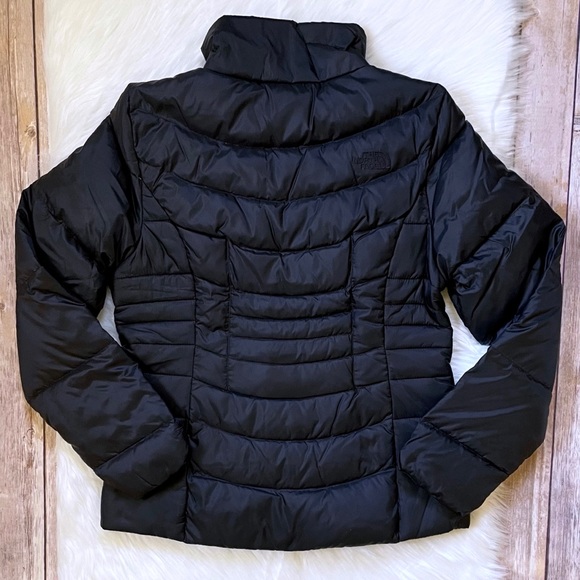 The North Face Women’s Aconcagua Jacket In Black - Picture 5 of 7